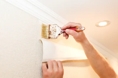 Pose de papier peint à Rémy — revêtements muraux et toiles de verre